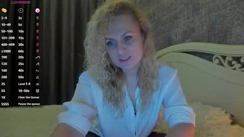 milanna_x online show from 09/24/25, 06:44