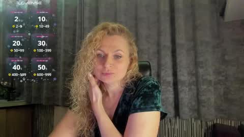milanna_x online show from 04/01/26, 09:23