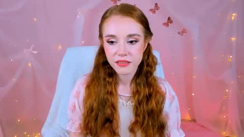 Snapshot of milasiren chatting on 06/19/26, 05:56 Mila online show from 06/19/26, 05:56