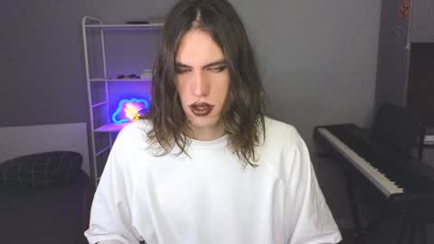 Mila online show from 12/26/24, 10:05