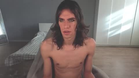 Mila online show from 10/15/25, 08:14