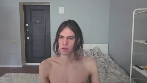 Snapshot of milaslovv chatting on 03/20/26, 09:58 Mila online show from 03/20/26, 09:58