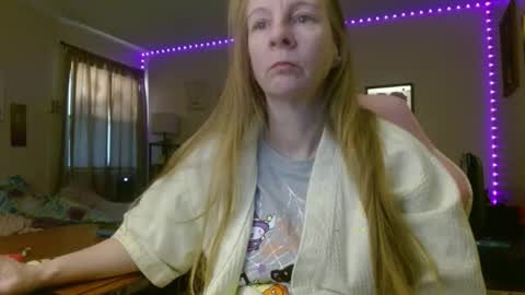 Mila online show from 03/12/26, 01:17