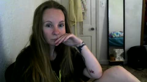 Mila online show from 07/12/26, 02:19