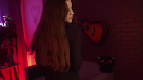 milastoyne online show from 03/12/25, 12:26