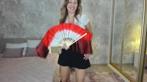 Snapshot of milaurban chatting on 04/11/26, 07:45 milaurban online show from 04/11/26, 07:45