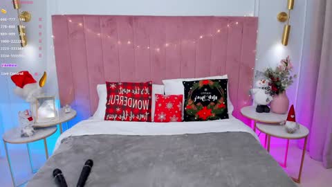 Mia online show from 12/24/24, 05:38