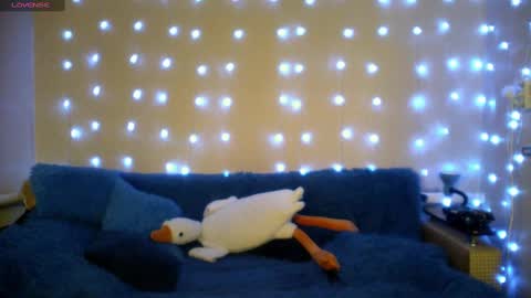 Milaxcute online show from 02/19/25, 11:49