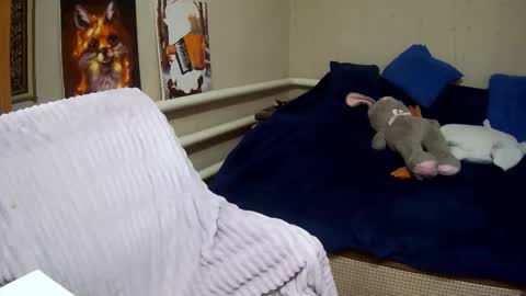 Milaxcute online show from 09/15/25, 01:33