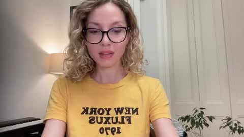 Mila online show from 09/14/25, 03:00