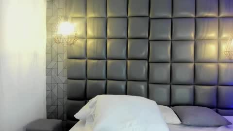 Milena  online show from 09/10/25, 04:01