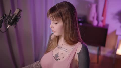 M  Telegram mamagotachannel online show from 12/28/24, 04:09