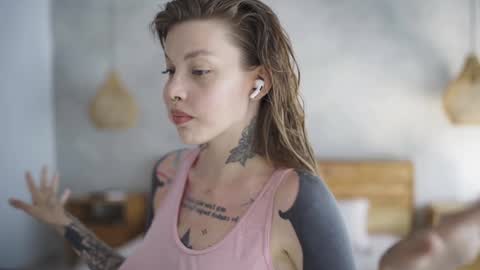 M  Telegram mamagotachannel online show from 02/03/25, 06:45