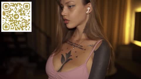 Snapshot of mileeena chatting on 01/18/26, 11:25 M Telegram mamagotachannel online show from 01/18/26, 11:25