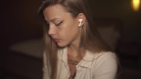 Snapshot of mileeena chatting on 03/04/26, 11:49 M Telegram mamagotachannel online show from 03/04/26, 11:49