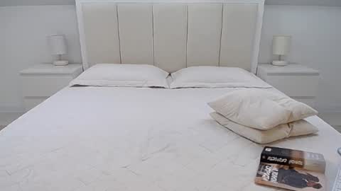 Milena online show from 01/09/25, 08:45