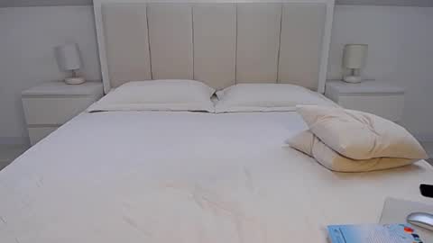 Milena online show from 09/20/25, 04:57