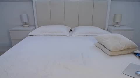 Milena online show from 11/06/25, 06:03