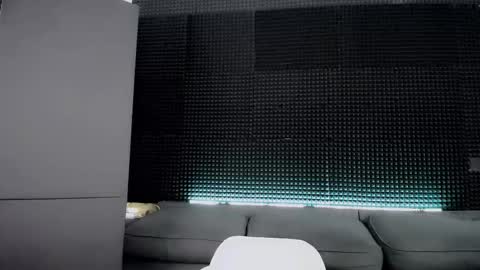 Milena Hardy online show from 09/10/25, 03:39