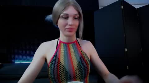 Milena Hardy online show from 10/18/25, 04:15