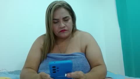 MILENA online show from 11/30/25, 07:01