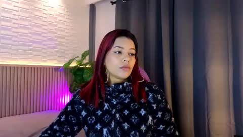 milena_lawson online show from 10/22/25, 10:37