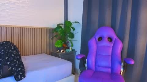 milena_lawson online show from 01/05/26, 05:27