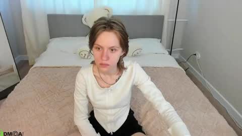 Snapshot of milena_milyan chatting on 05/02/26, 01:10 Milena online show from 05/02/26, 01:10