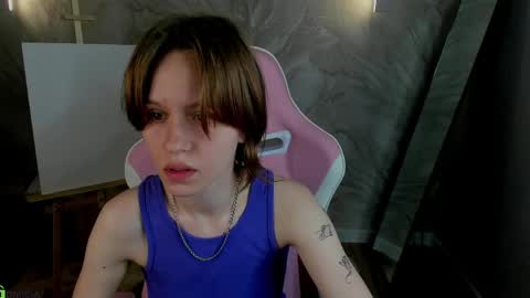 Snapshot of milena_milyan chatting on 05/10/26, 01:00 Milena online show from 05/10/26, 01:00