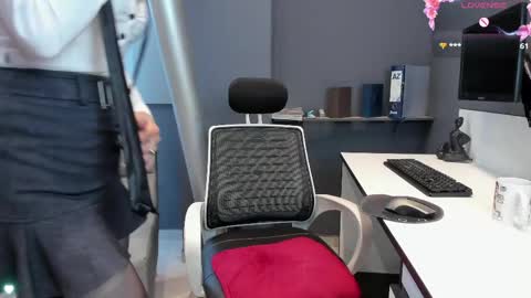 Milena online show from 04/24/26, 11:45