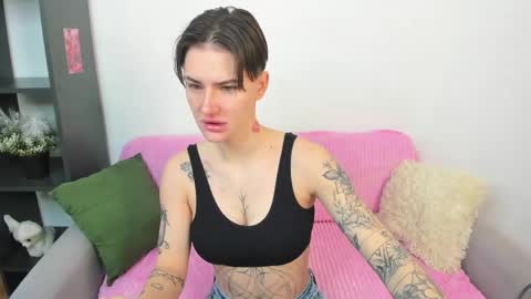 milenakeeks online show from 04/06/26, 01:25