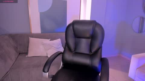 Miley Cruz  IG miley model23 online show from 12/31/24, 04:06