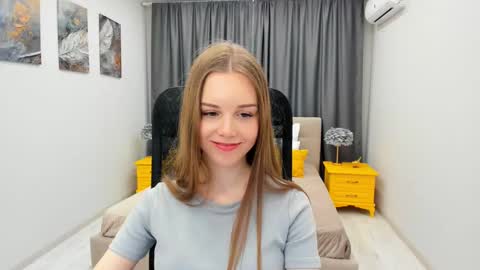 mileygloss online show from 02/18/25, 07:43