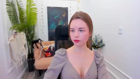 mileygloss online show from 10/30/25, 11:33