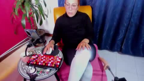 Milf Brend online show from 11/17/25, 08:36