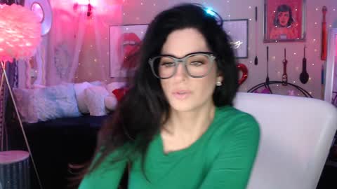 Snapshot of milf_lacey chatting on 03/09/25, 10:08 Milf Lacey online show from 03/09/25, 10:08
