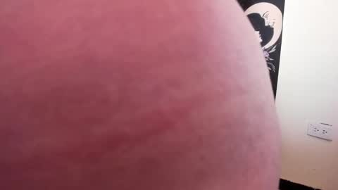 Isabella online show from 10/10/25, 02:05