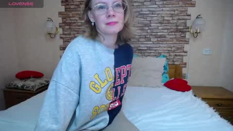 Snapshot of milfaolla chatting on 05/04/26, 03:52 Elen online show from 05/04/26, 03:52