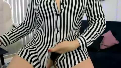 ASHLEY online show from 01/04/25, 04:43