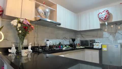 ASHLEY online show from 02/17/25, 02:04