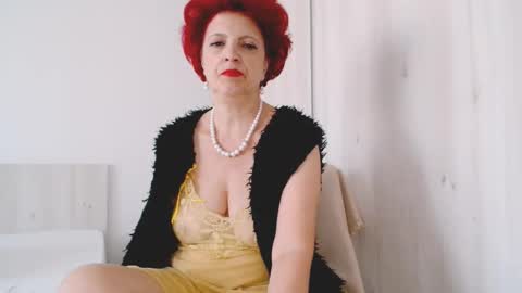 Milfsupreme online show from 09/23/25, 11:46