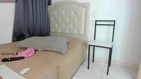 Nataly online show from 11/09/25, 03:16