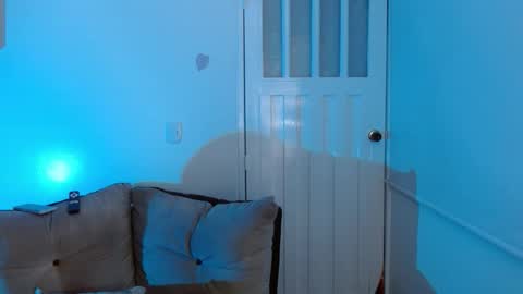 Snapshot of milfrosalie chatting on 02/13/26, 09:49 Rosalie online show from 02/13/26, 09:49