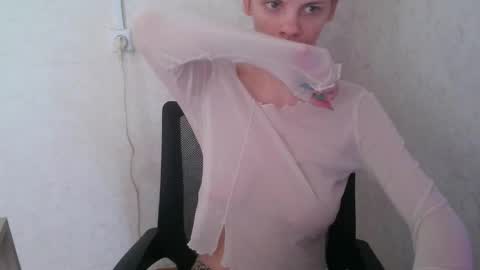 Snapshot of milia21 chatting on 05/05/26, 09:39 milia21 online show from 05/05/26, 09:39