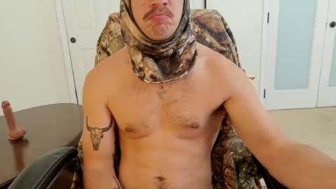 Snapshot of militaryfratboy chatting on 07/08/26, 04:55 militaryfratboy online show from 07/08/26, 04:55