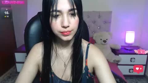 Snapshot of milk_little4u chatting on 11/25/25, 05:51 luci online show from 11/25/25, 05:51