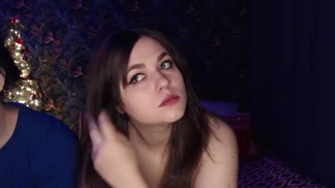 Stella and Neo online show from 12/20/25, 04:41