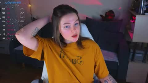 Snapshot of milkbun_x chatting on 02/14/26, 05:53 KiteNext stream 0300-0900UTS5 online show from 02/14/26, 05:53