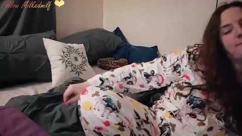 milkedmilf online show from 02/06/26, 08:07