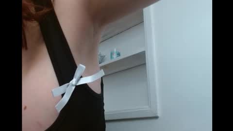 Amira online show from 03/12/26, 02:12